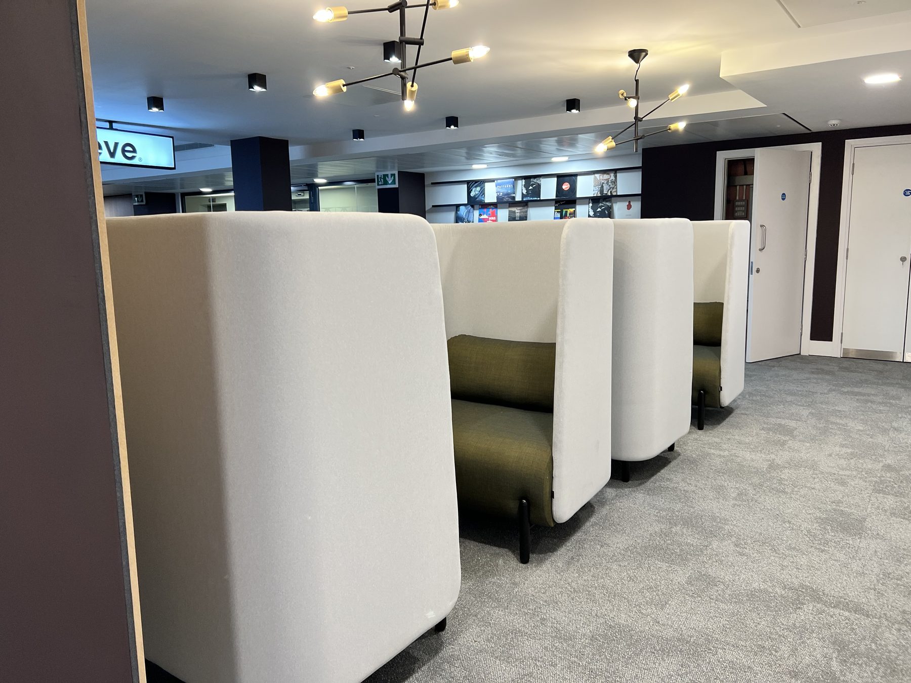 Meeting suite with operable wall